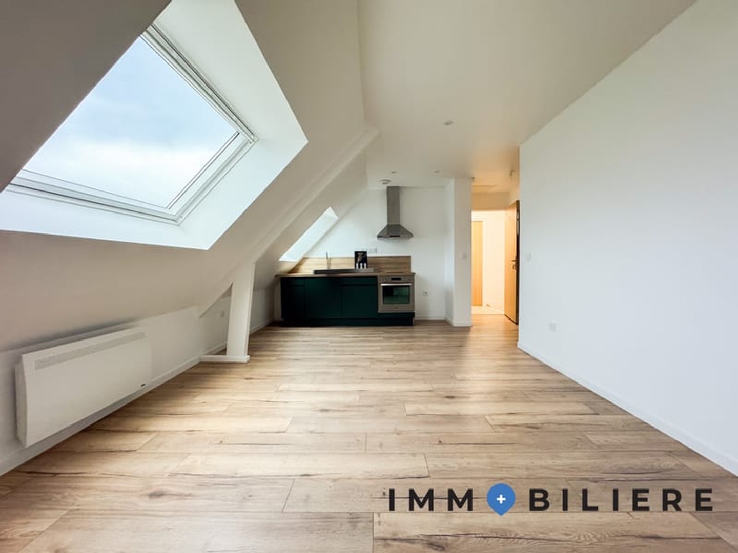 EXCLUSIVITÉ - Studio refait à neuf