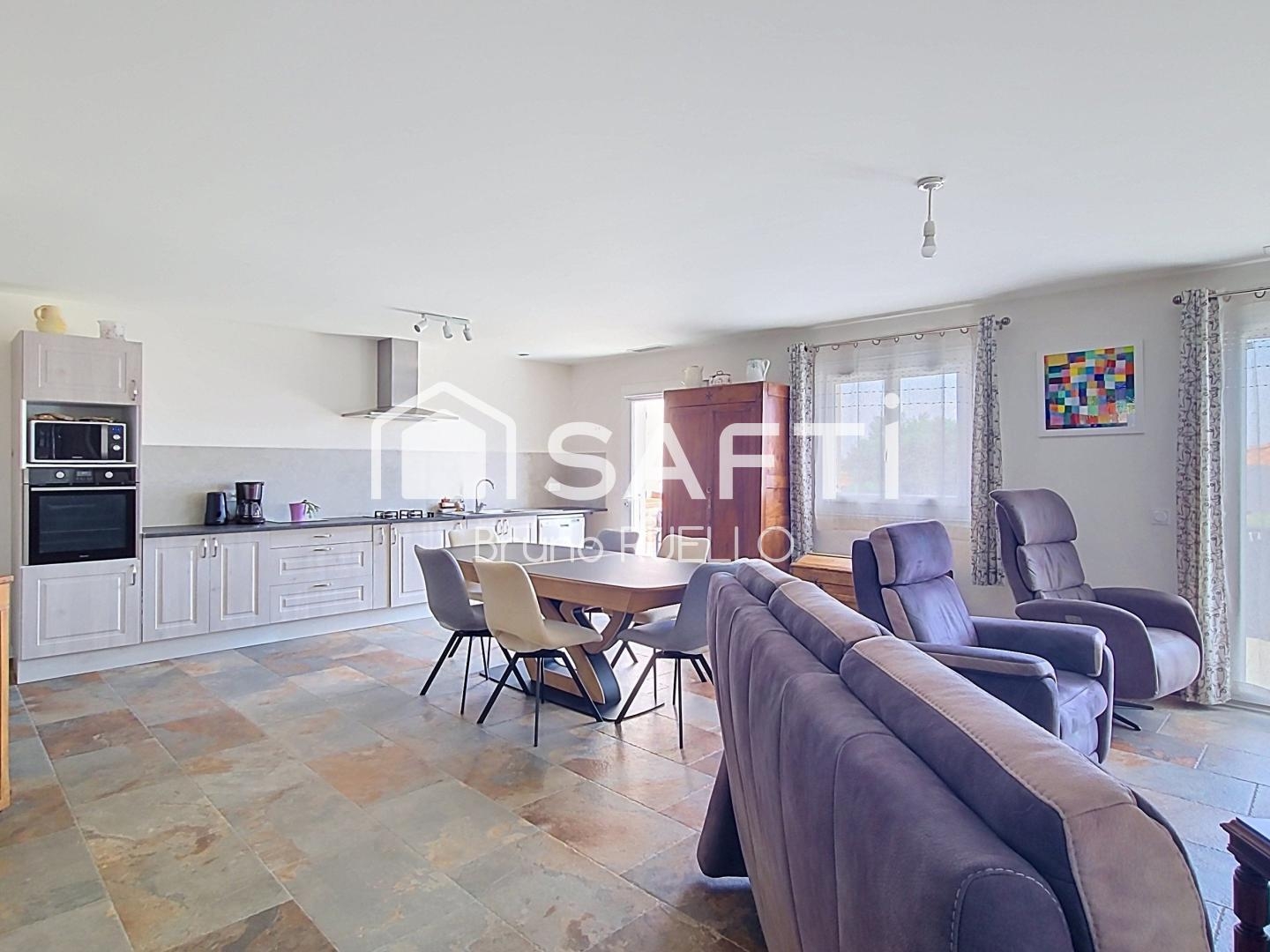 Maison à vendre - 4 pièces - 109m2 - Montesquieu-Des-A... (66740)