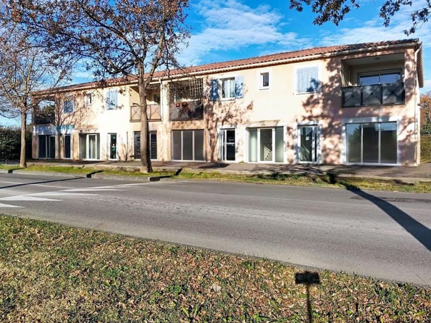 Immeuble à vendre - 88m2 - Entraigues-Sur-La... (84320)