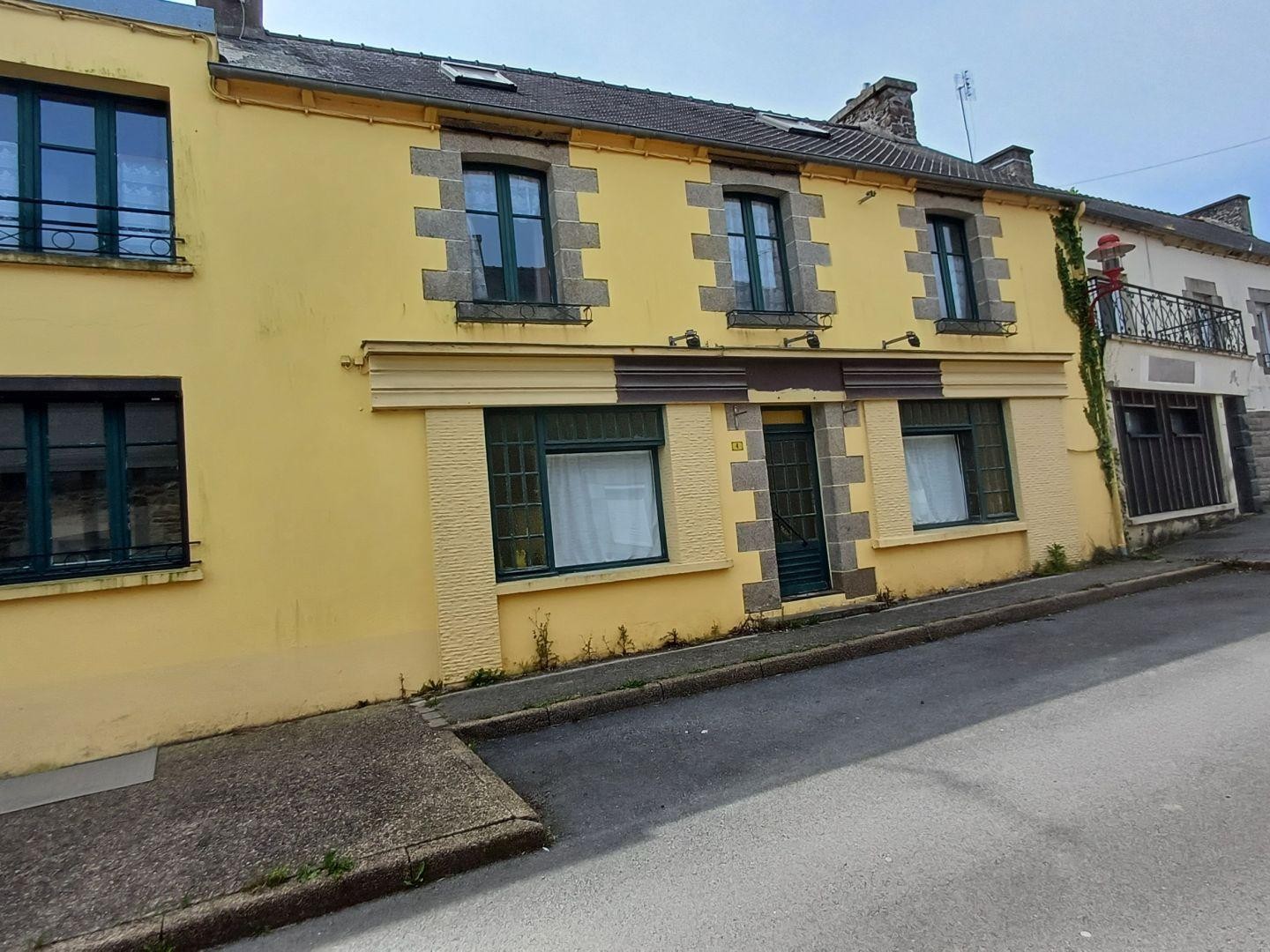 Magasin à vendre - 381m2 - Saint-Barnabé (22600)