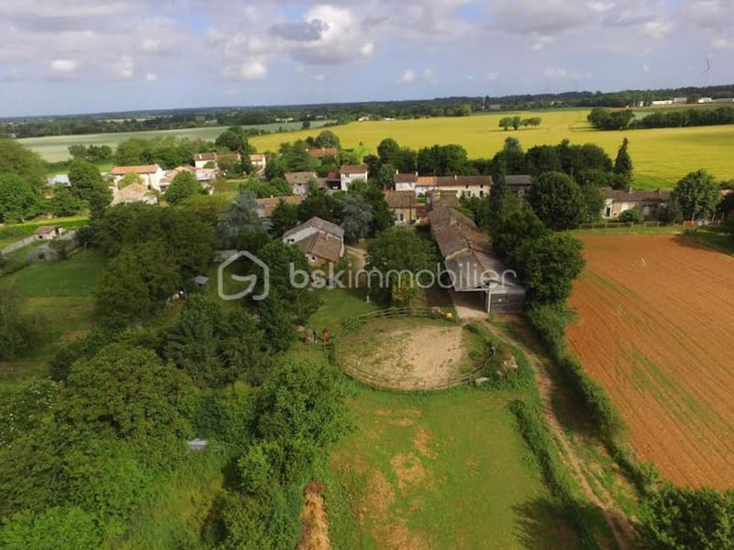 Maison 10 pièces 184 m²