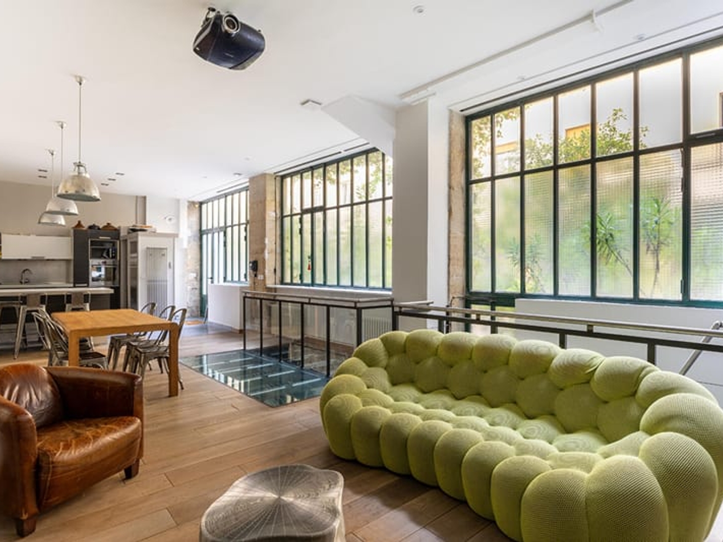 Loft dans une ancienne fabrique d'optique