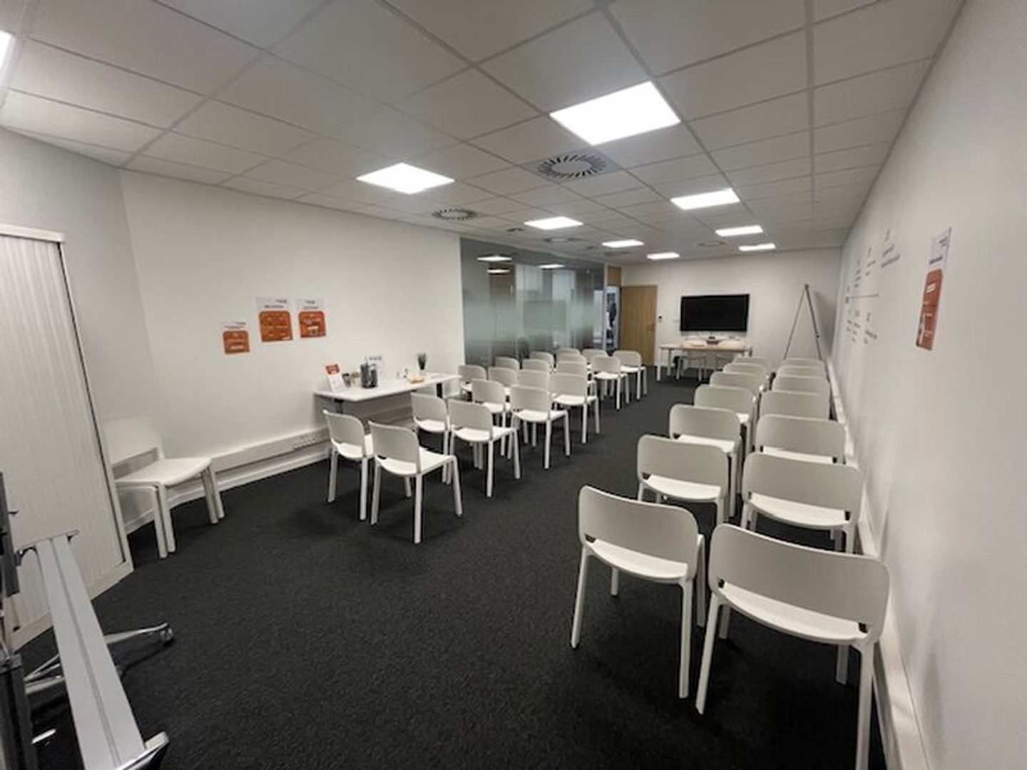A LOUER A VENDRE PLATEAU DE BUREAUX 767 M² PORT DE COMMERCE BREST