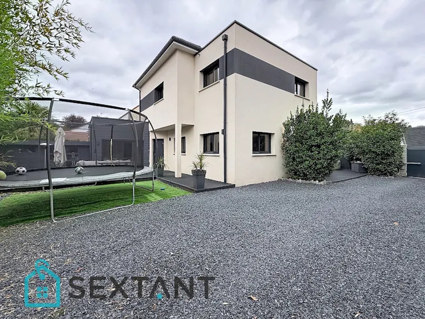 Maison à vendre - 8 pièces - 160m2 - Bonsecours (76240)