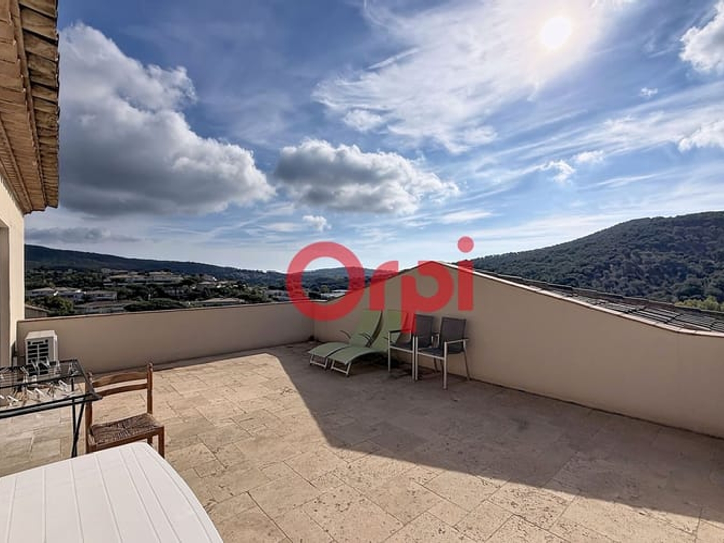 Studio 1 pièce 38 m²
