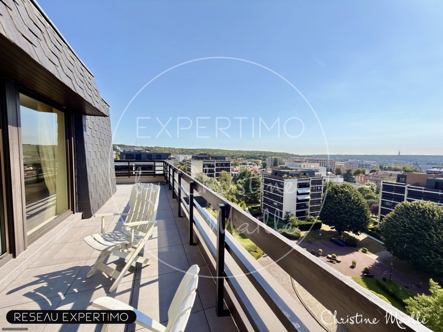 VERSAILLES MONTREUIL - Appartement toit-terrasse 6 pièces 4 chambres de 133 m2 avec terrasse de 102m2, ascensc