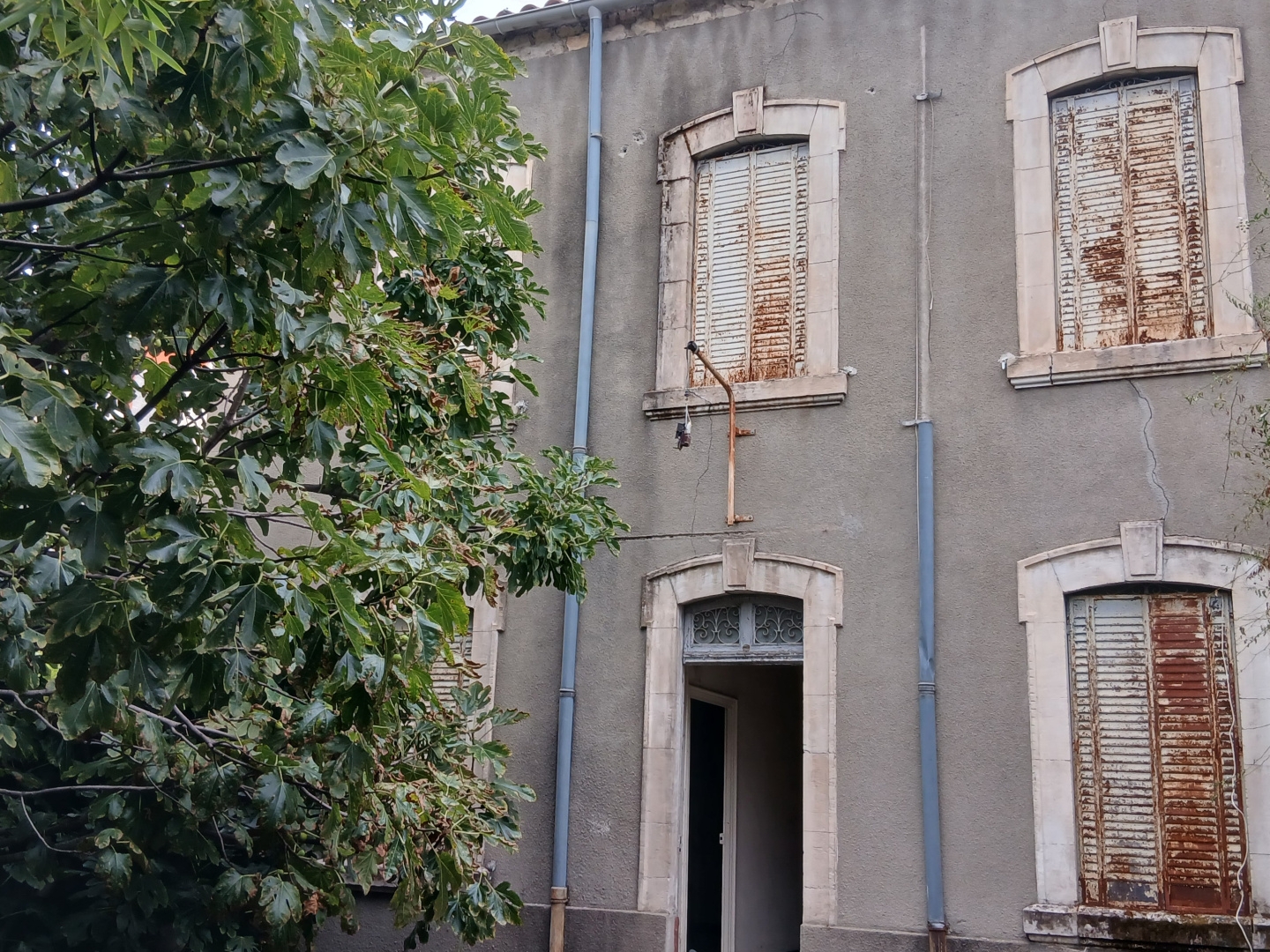 Maison à vendre - 13 pièces - 420m2 - Alès (30100)