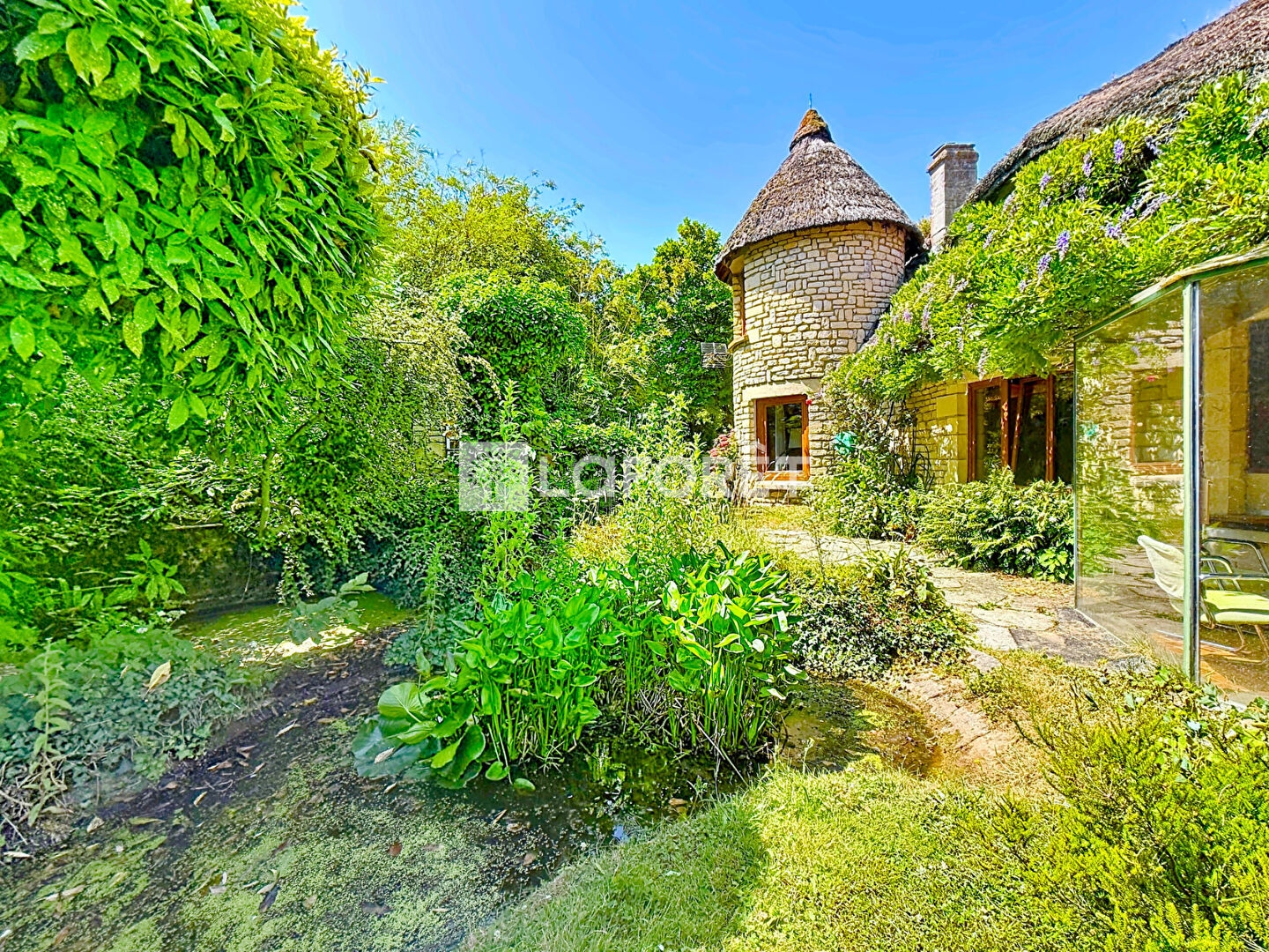 Maison 8 pièces 217 m²