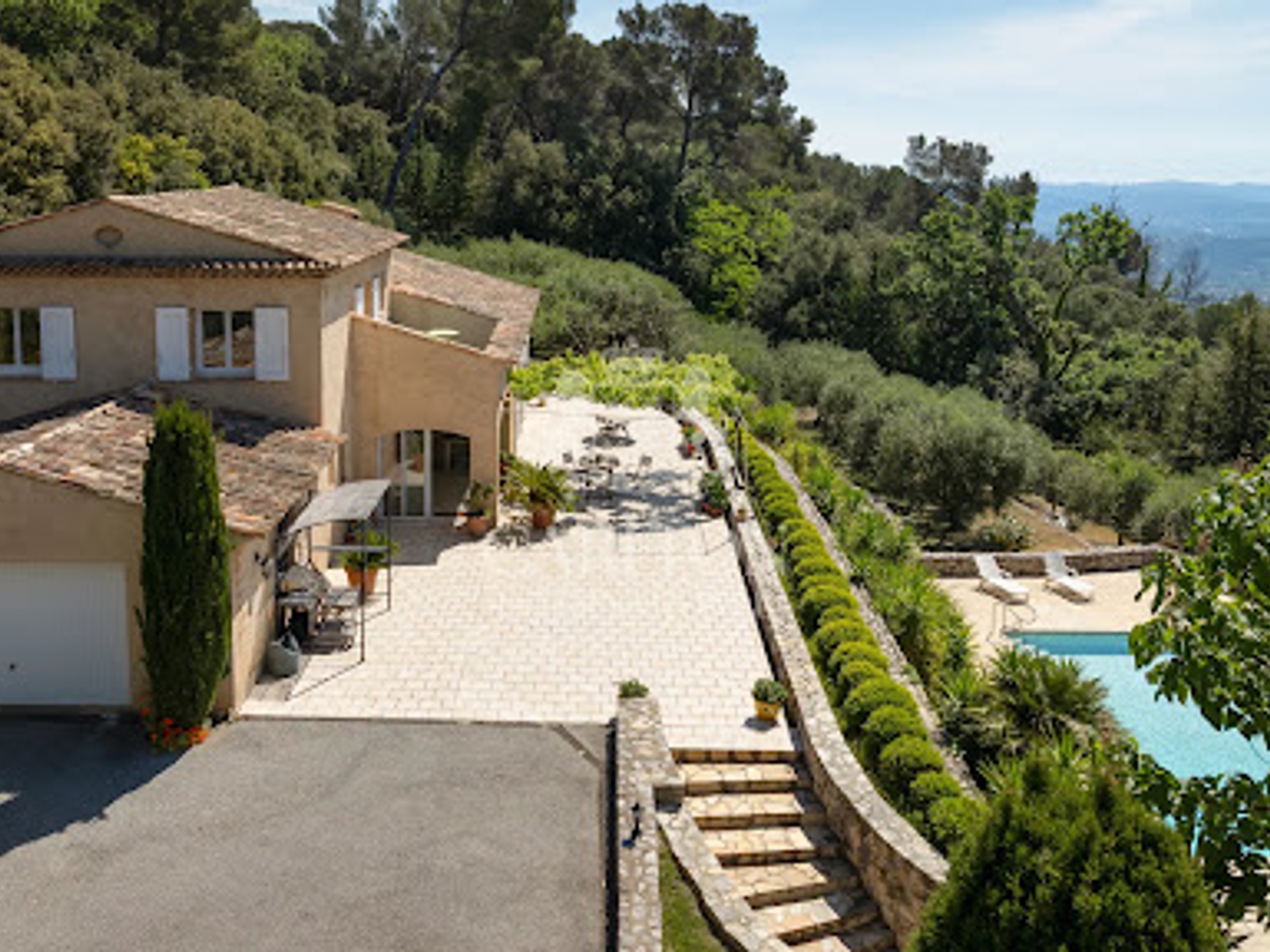 Maison à vendre - 6 pièces - 189m2 - Cabris (06530)