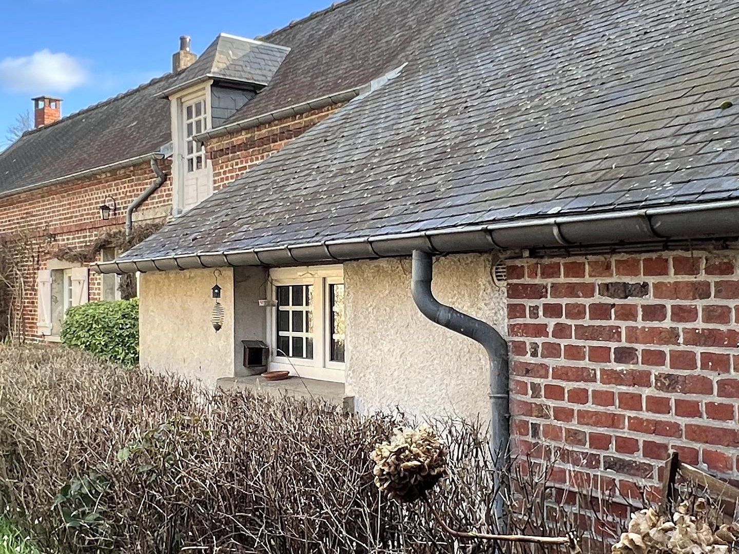 Maison avec dépendance 12 pièces 236 m²