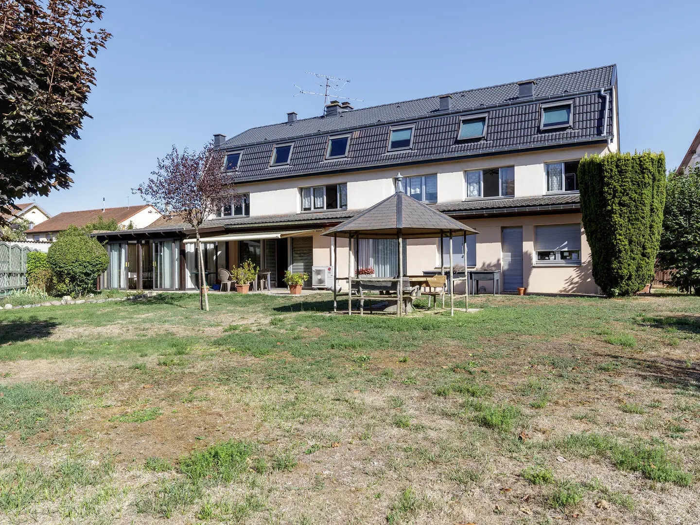 Immeuble de rapport 422 m²
