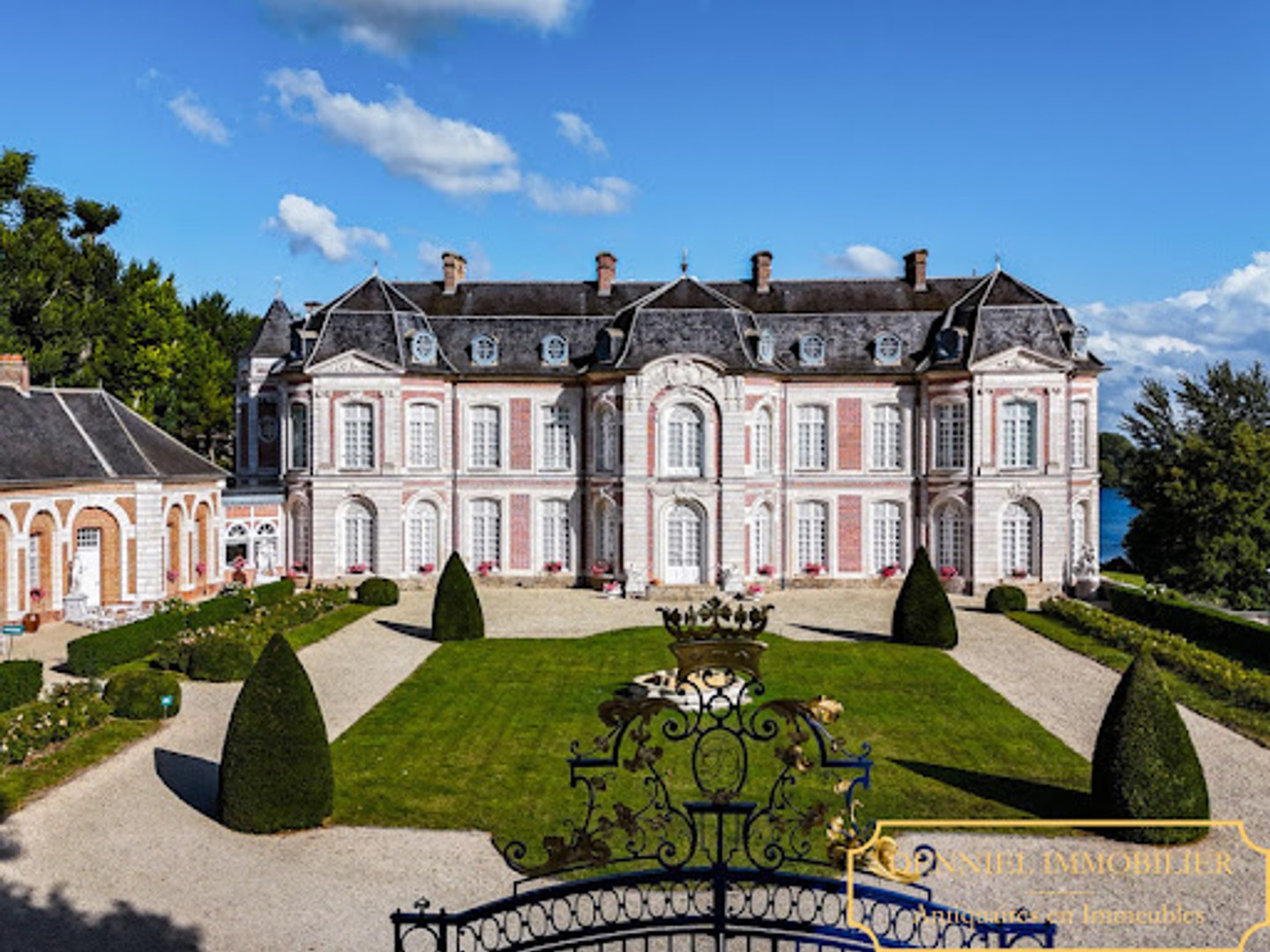 Maison à vendre - 30 pièces - 1500m2 - Abbeville (80100)