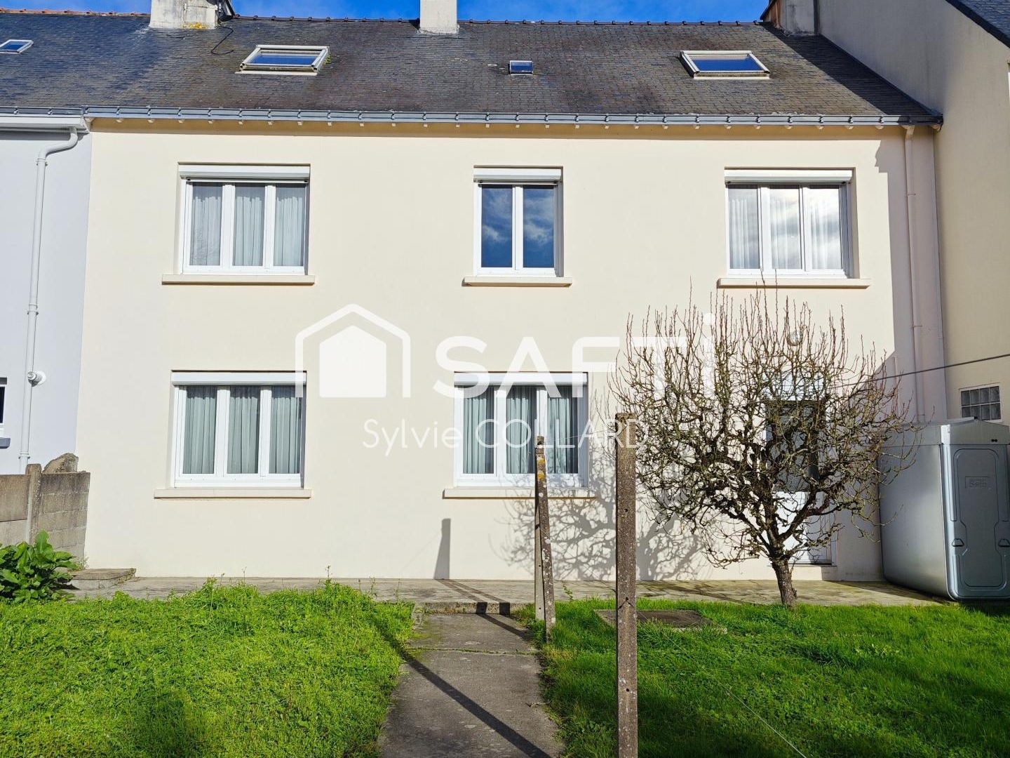 Maison à vendre - 8 pièces - 126m2 - La Chapelle-Des-M... (44410)