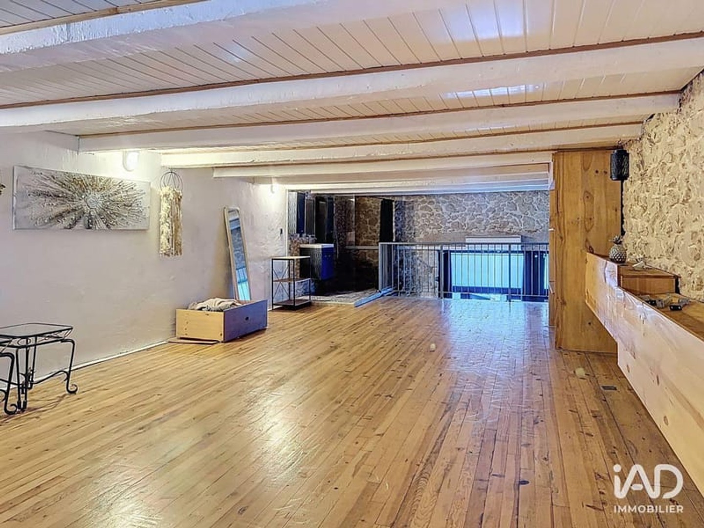 Vente Surface diverse 107 m²