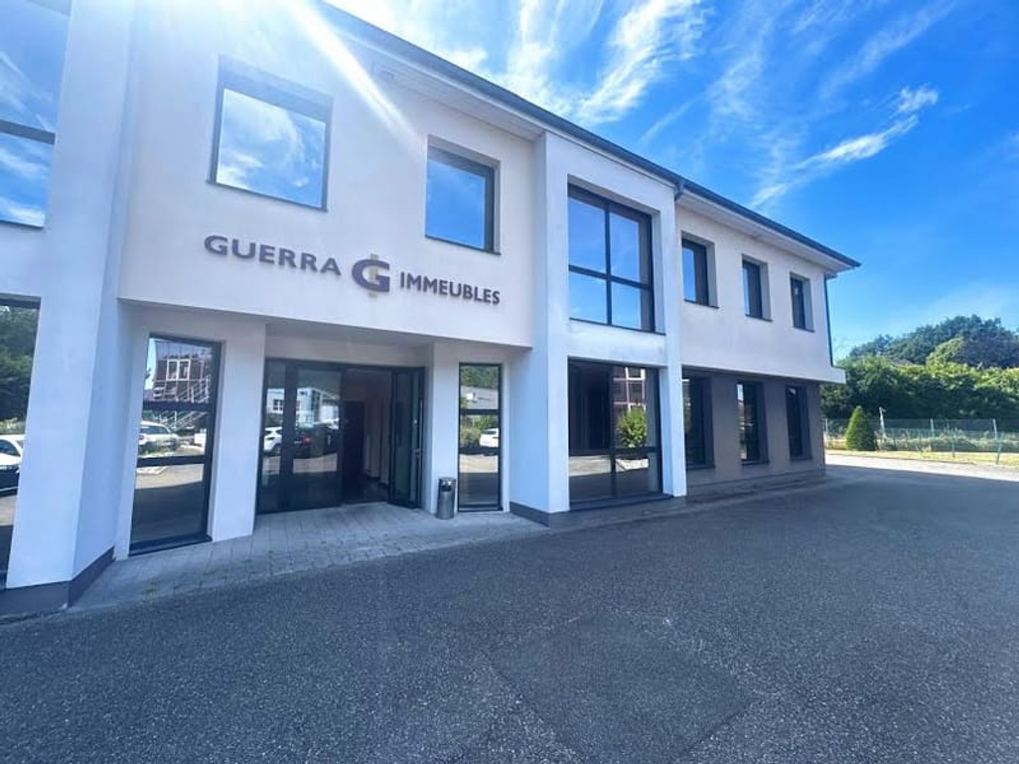 Local 146 m²