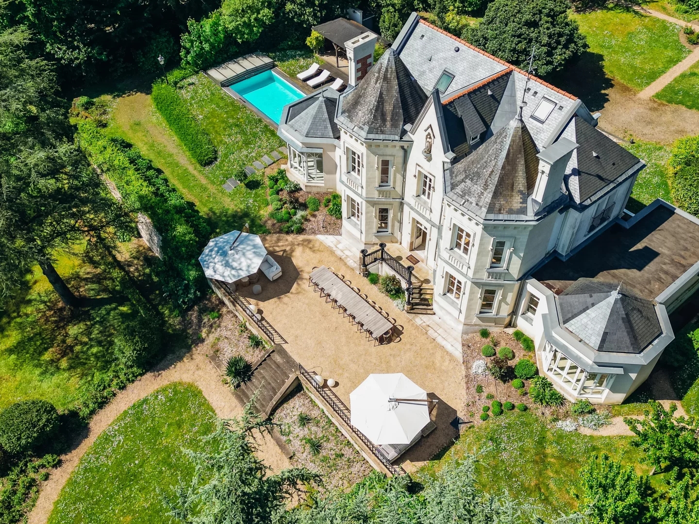 Maison à vendre - 12 pièces - 357m2 - Nantes (44000)
