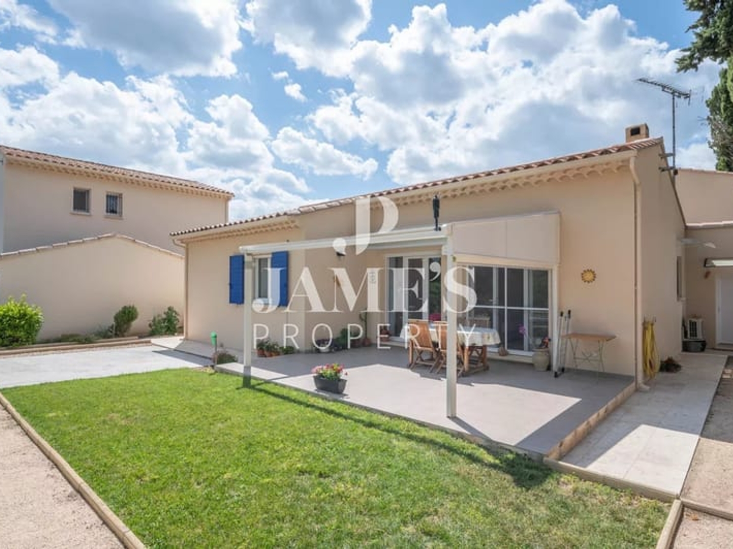 Maison à vendre - 4 pièces - 85m2 - Maussane-Les-Alpi... (13520)