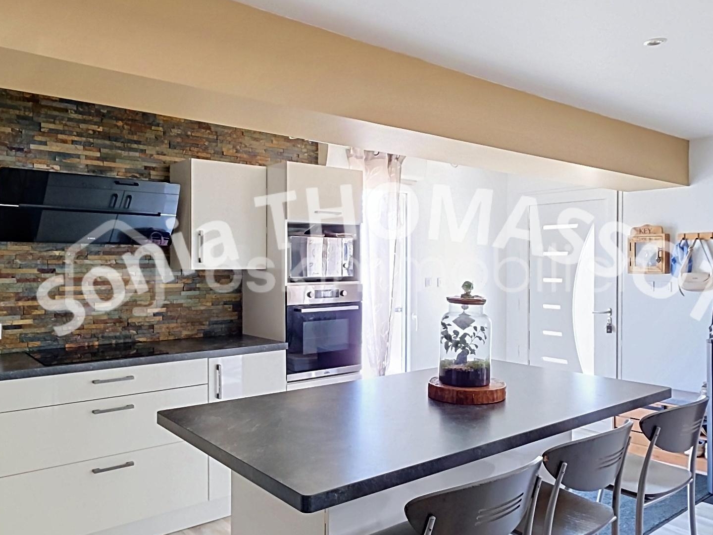 Maison 6 pièces 180 m²