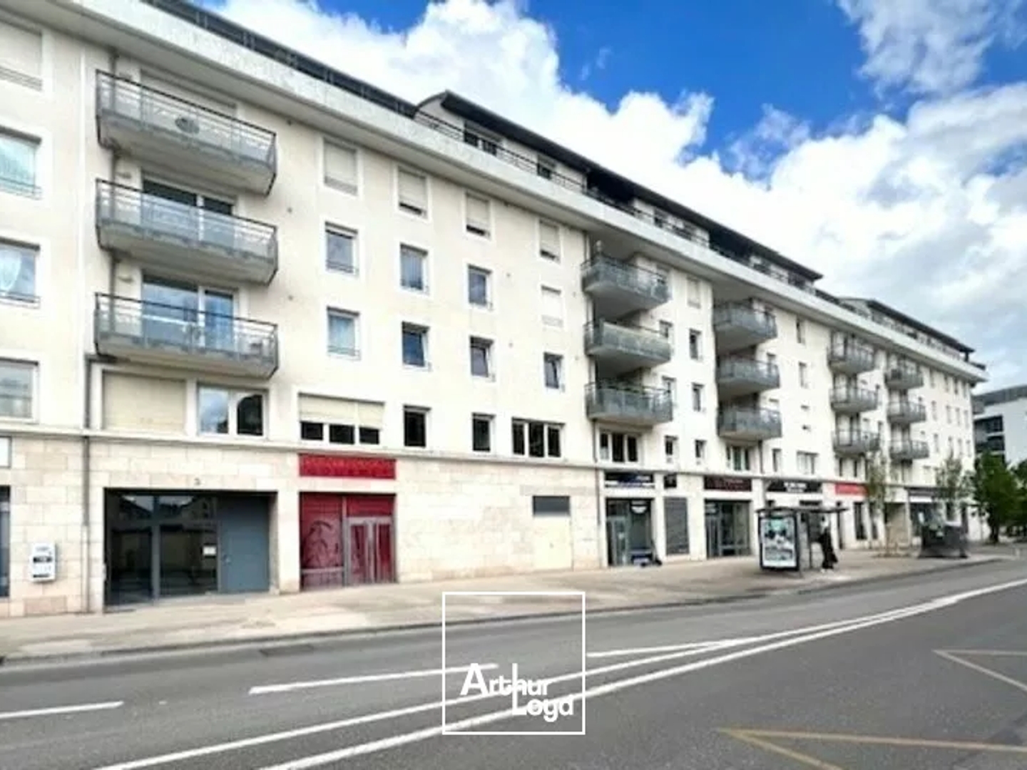 DIJON - QUARTIER REPUBLIQUE - BUREAUX A VENDRE