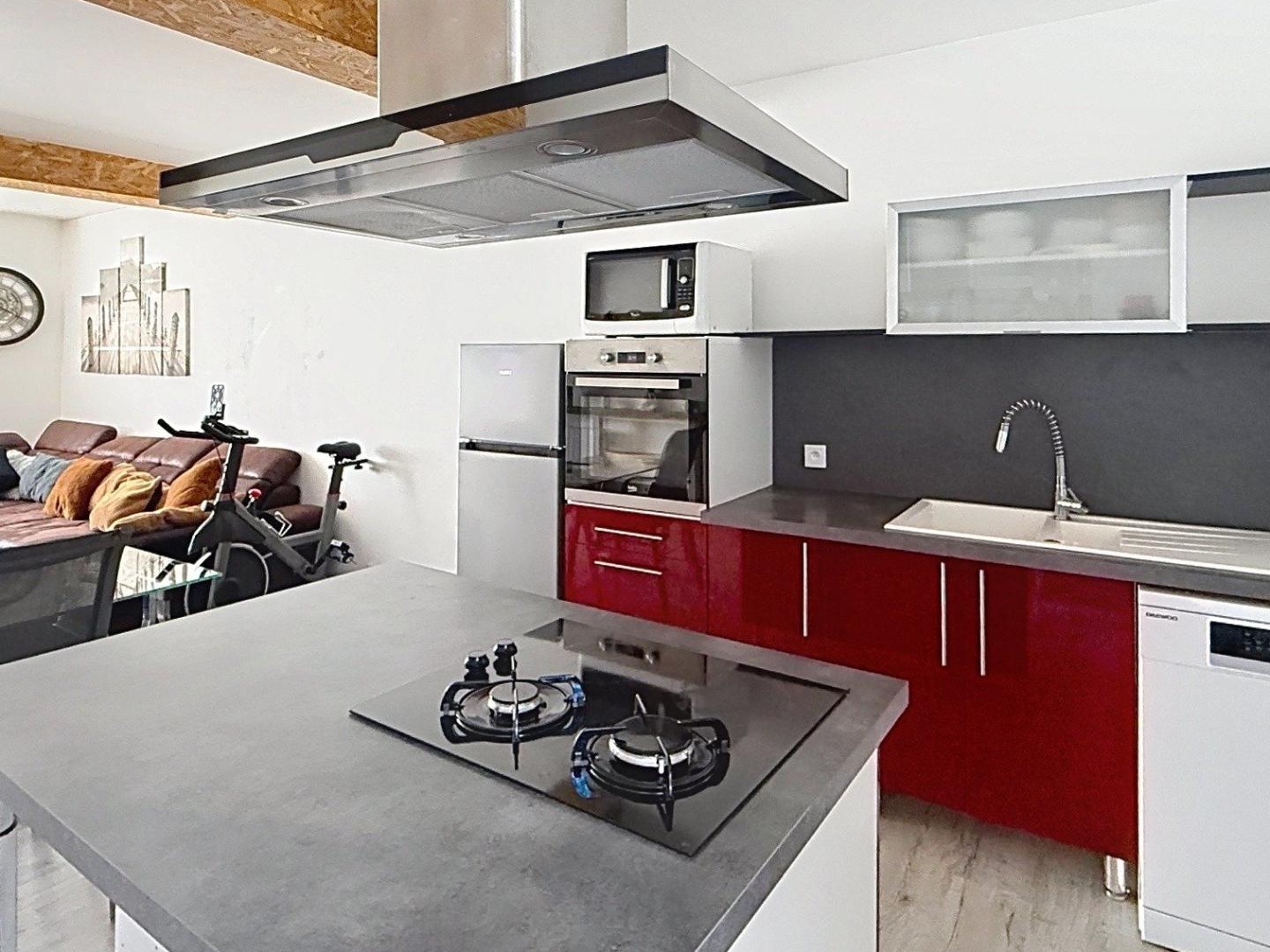 Immeuble à vendre - 8 pièces - 169m2 - Villeneuve-De-Marc (38440)