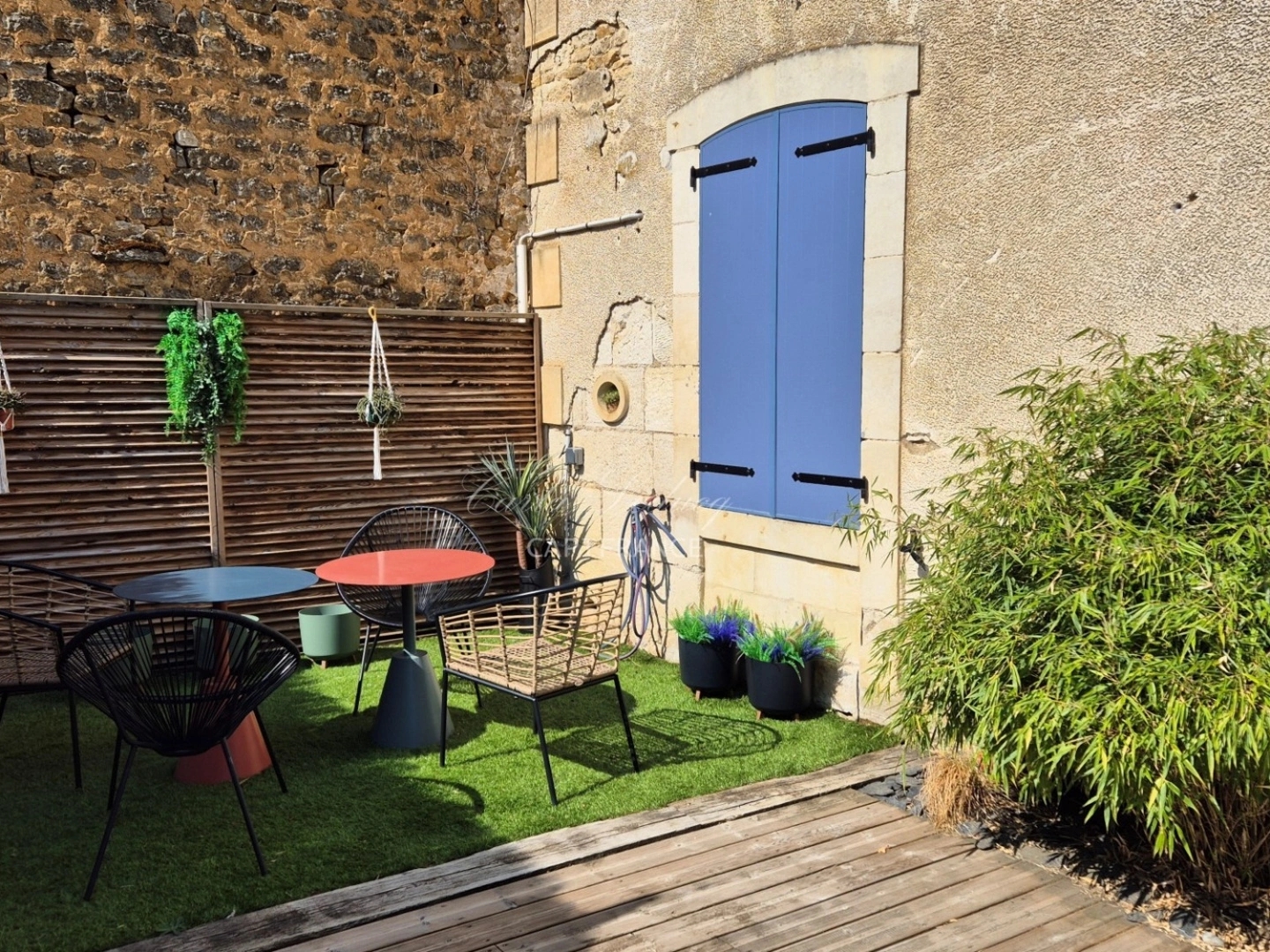 Maison à vendre - 6 pièces - 270m2 - Saint-Christophe-... (79220)
