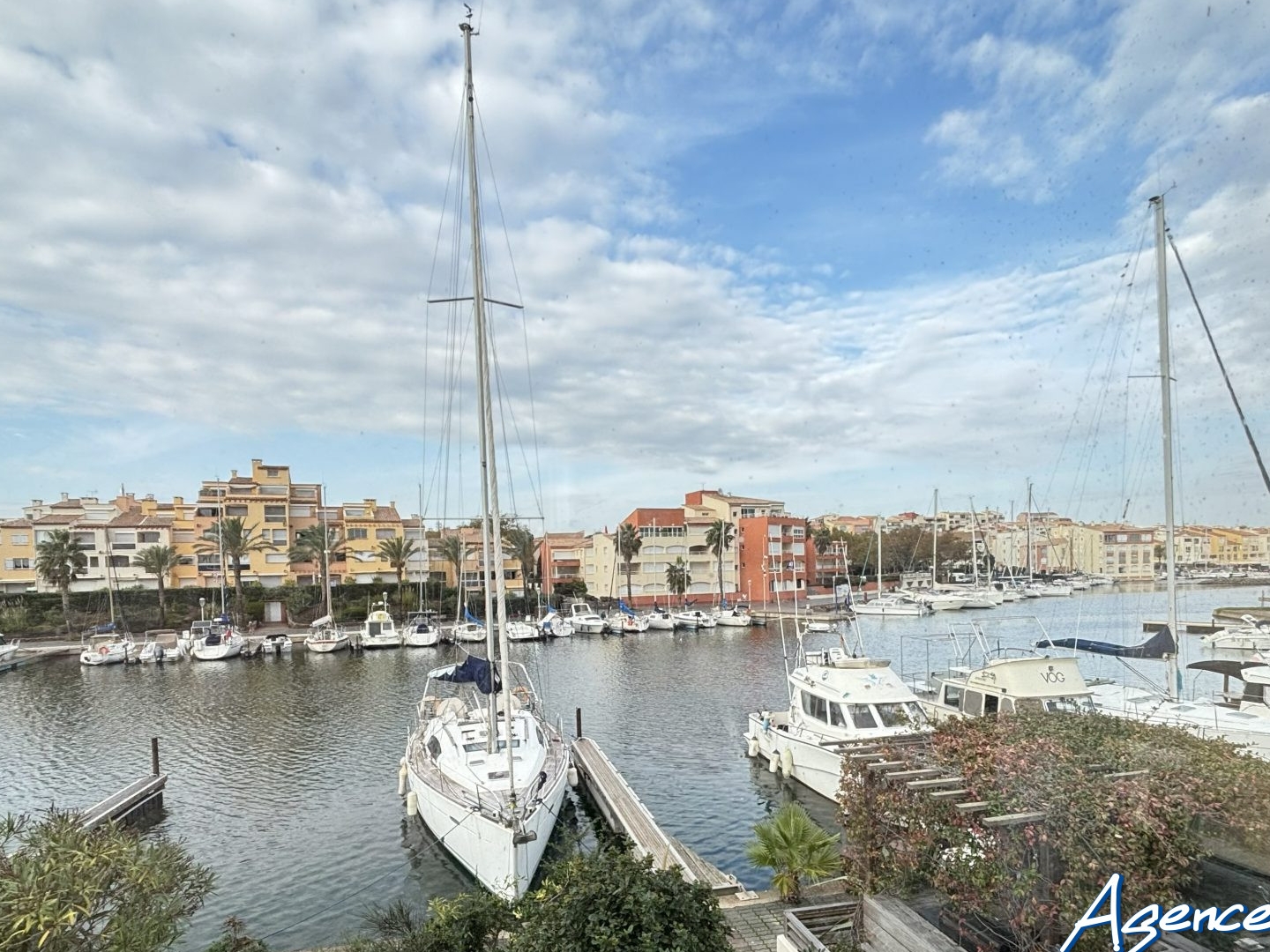 Marina avec ponton