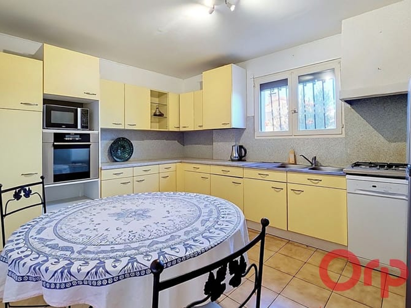 Maison à vendre - 3 pièces - 77m2 - Vinça (66320)
