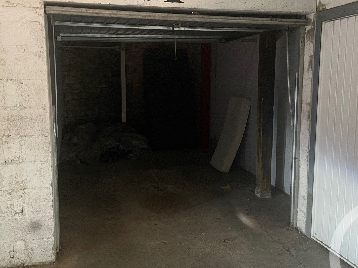 Parking / garage / box à vendre - 14m2 - Besançon (25000)