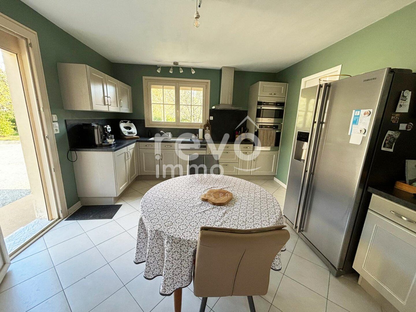 Maison à vendre - 5 pièces - 162m2 - Saint-Pardoux-Sou... (79310)