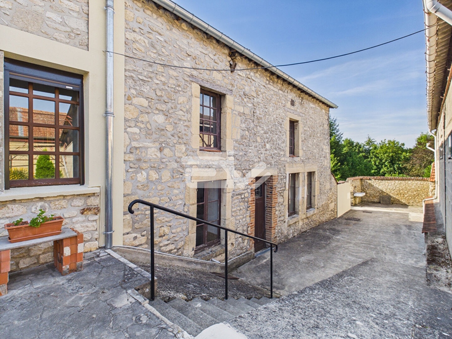 Immeuble à vendre - 11 pièces - 270m2 - Fismes (51170)