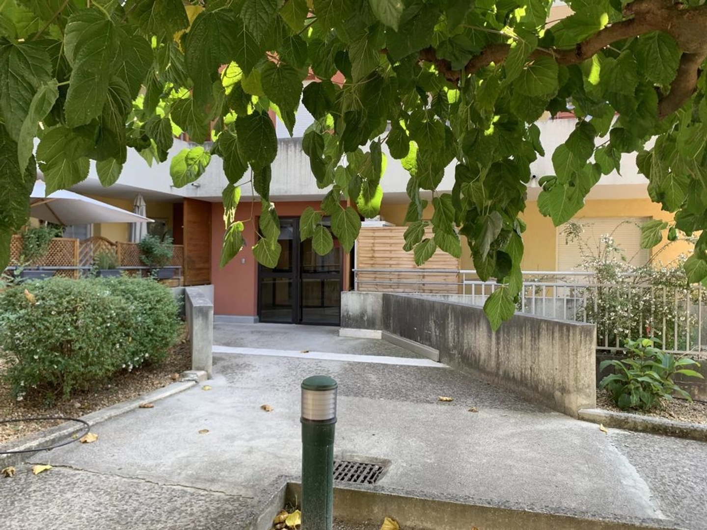 Appartement à vendre - 3 pièces - 67m2 - Alès (30100)