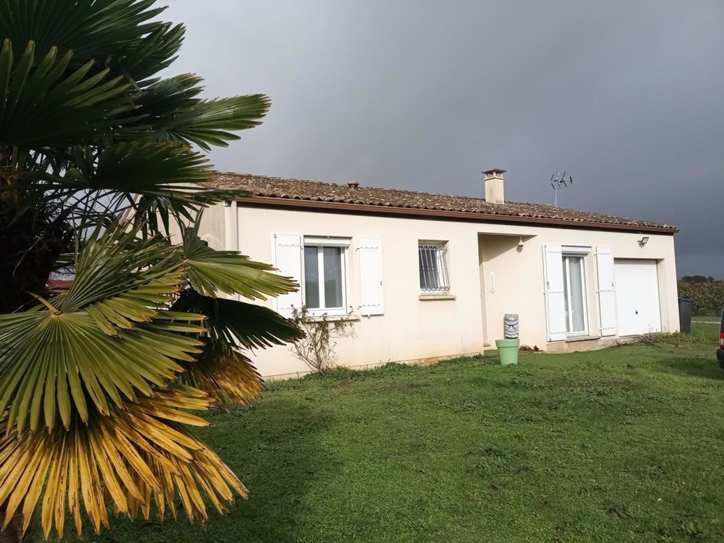 Maison à vendre - 3 pièces - 84m2 - Saint-André-De-Lidon (17260)