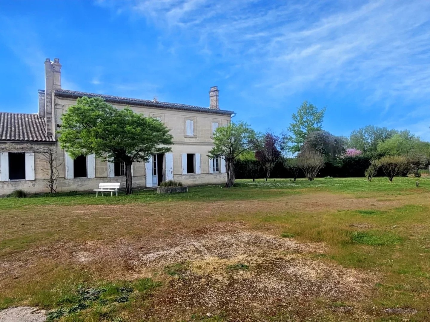 33910 ST DENIS DE PILE-MAISON GIRONDINE 140M² JARDIN 1300M²