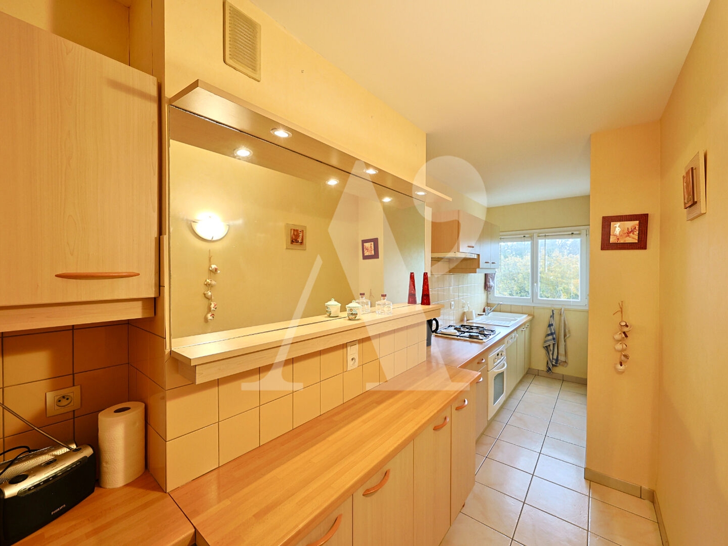 Appartement à vendre - 4 pièces - 85m2 - Saint-Georges-De-... (17110)
