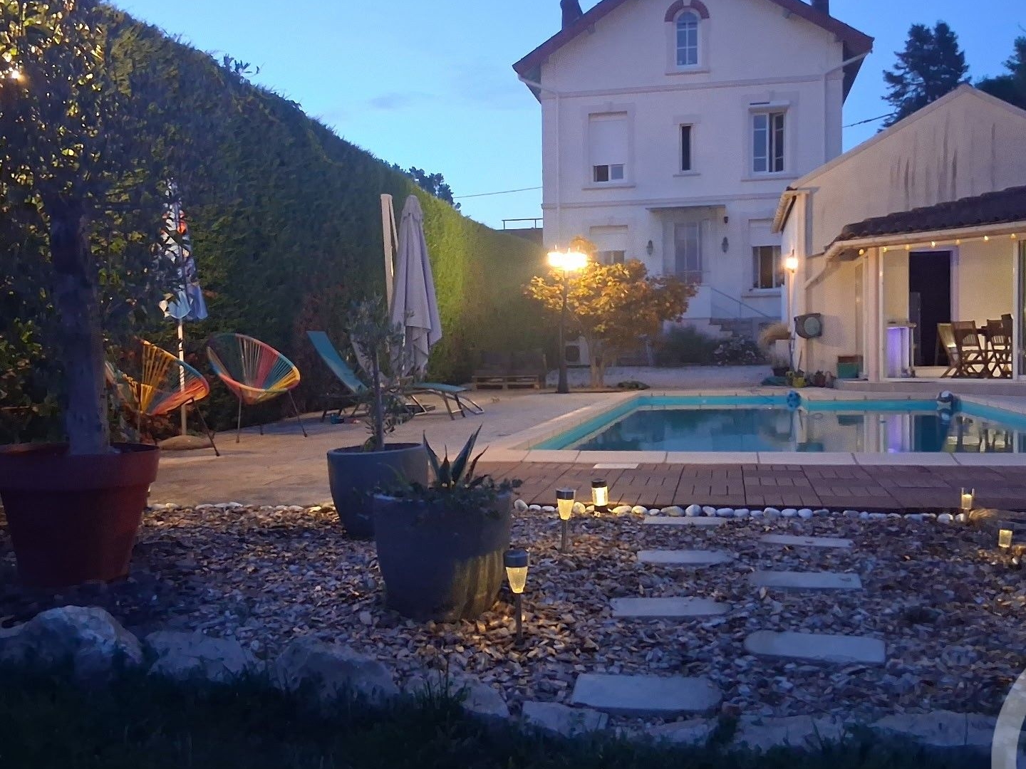 Maison à vendre - 7 pièces - 131m2 - Louhans (71500)