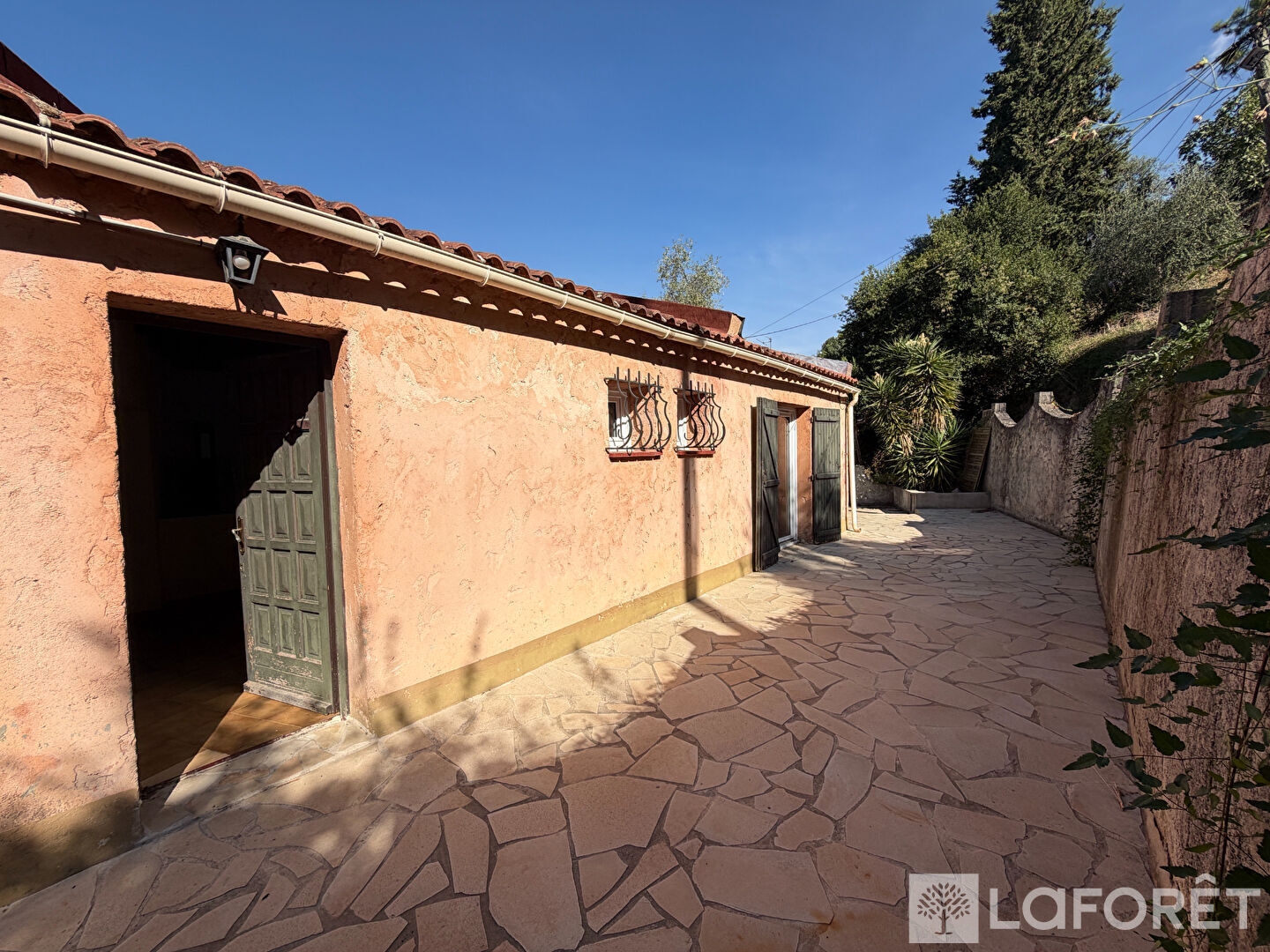 Maison à vendre - 3 pièces - 90m2 - Castagniers (06670)