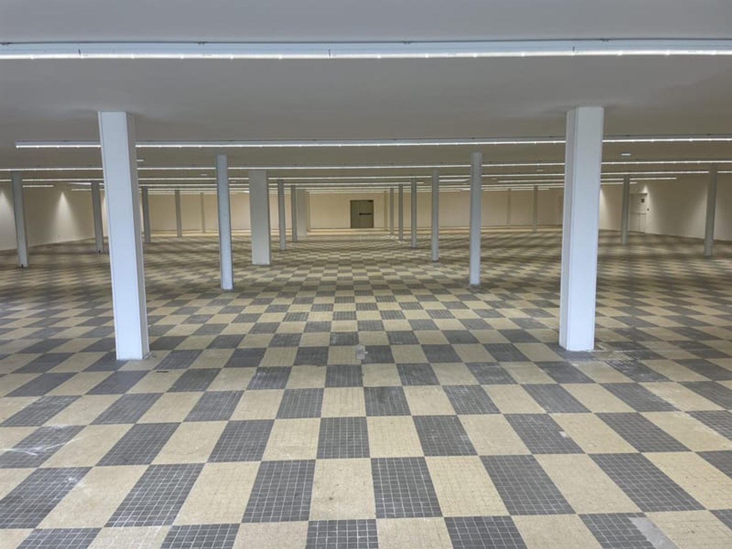 Locaux à vendre - 1850m2 - Vitry-En-Charollais (71600)