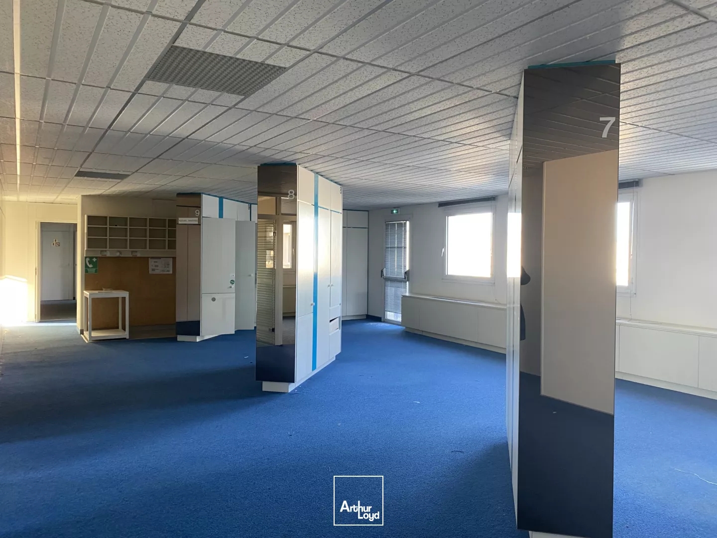 Bureaux à vendre - 666m2 - Lorient (56100)