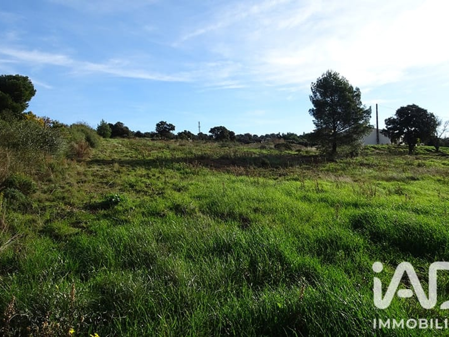 Terrain 8400 m²