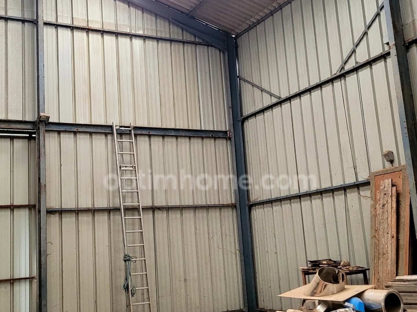 Locaux à vendre - 1 pièce - 180m2 - Rohan (56580)