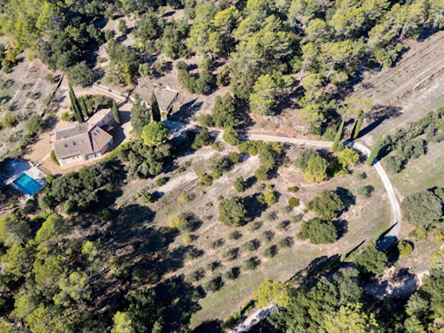 Propriété 11 pièces 326 m²