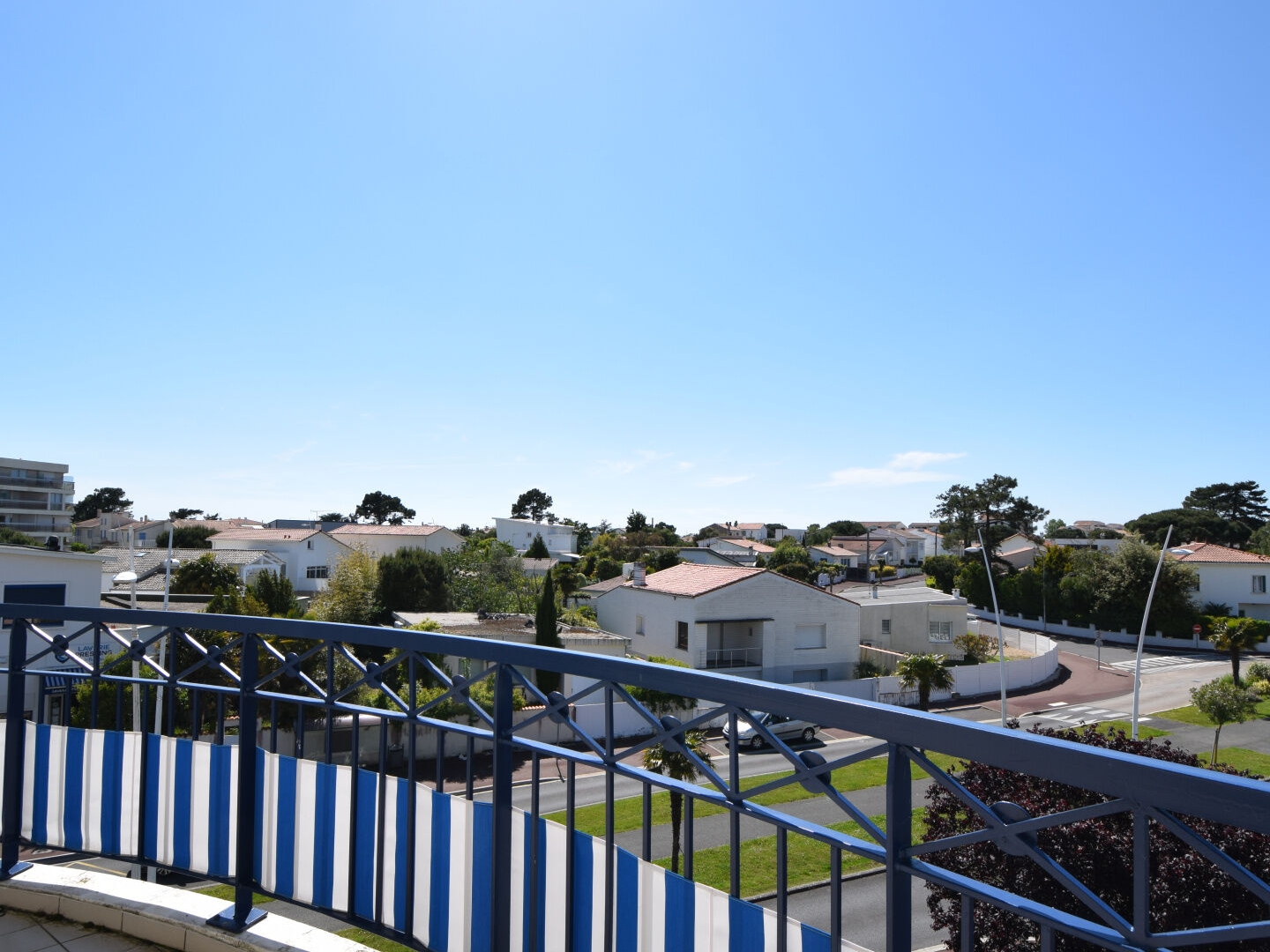 VAUX SUR MER - QUARTIER DE PONTAILLAC - APPARTEMENT 3 PCS -