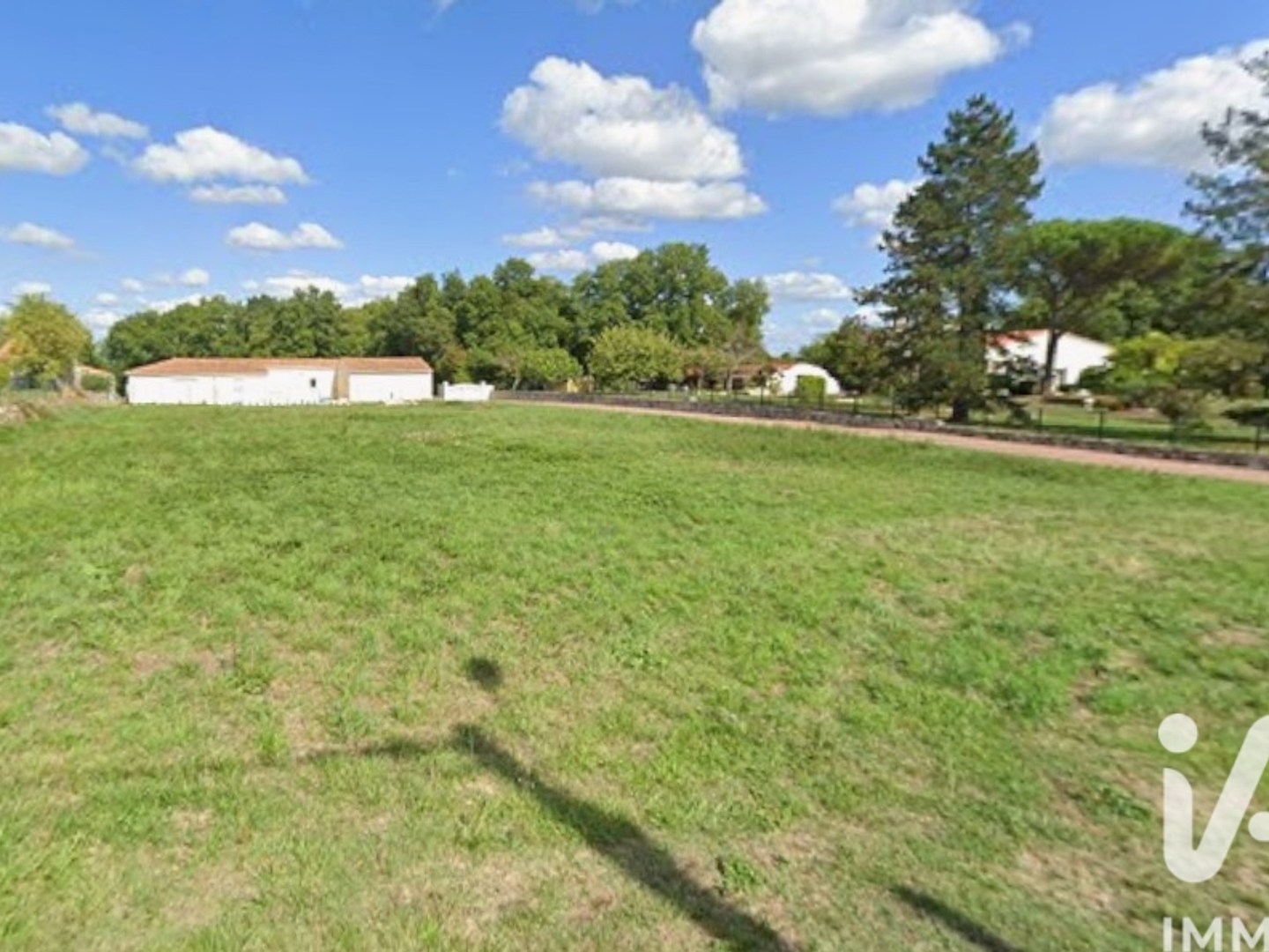 Terrain 2155 m²