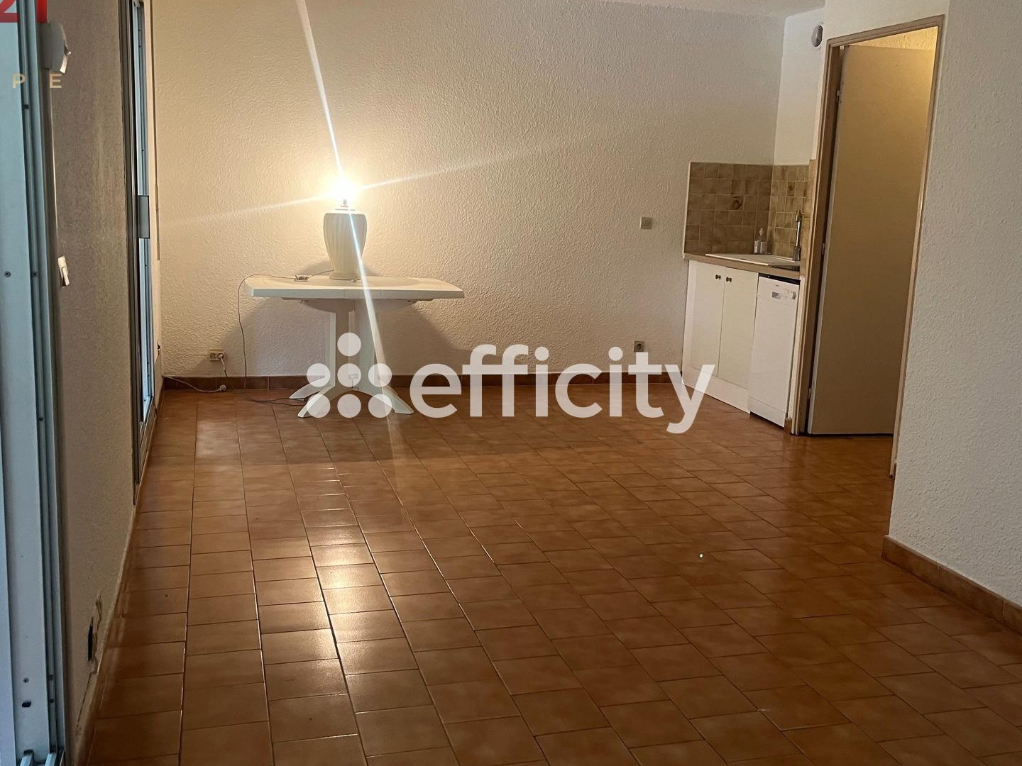 Appartement à vendre - 1 pièce - 28m2 - Six-Fours-Les-Plages (83140)