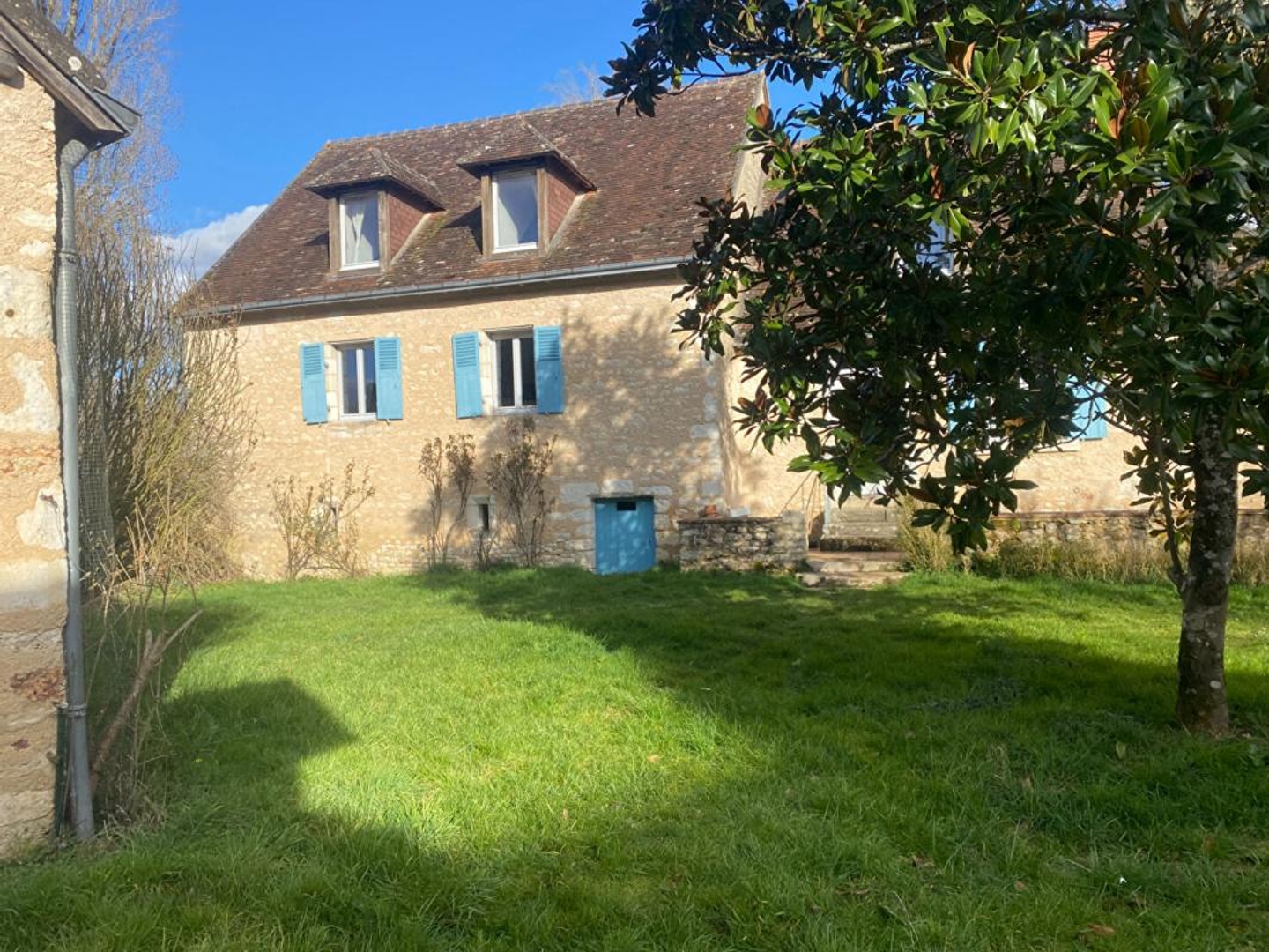 Maison à vendre - 7 pièces - 175m2 - Paulnay (36290)