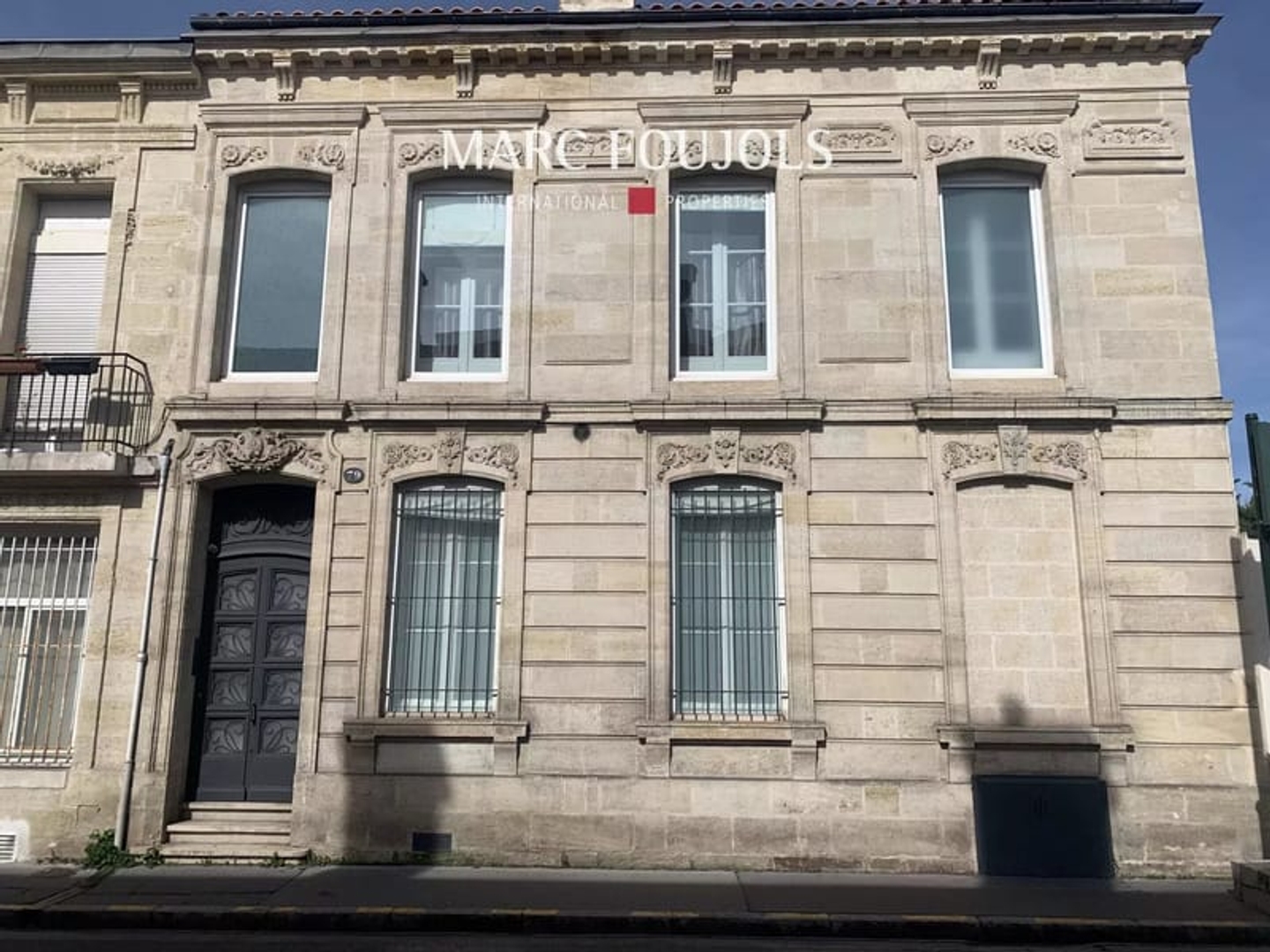 Maison à vendre - 10 pièces - 300m2 - Bordeaux (33800)