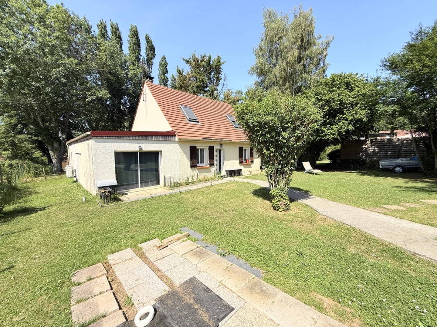 Appartement à vendre - 5 pièces - 140m2 - Coulommiers (77120)