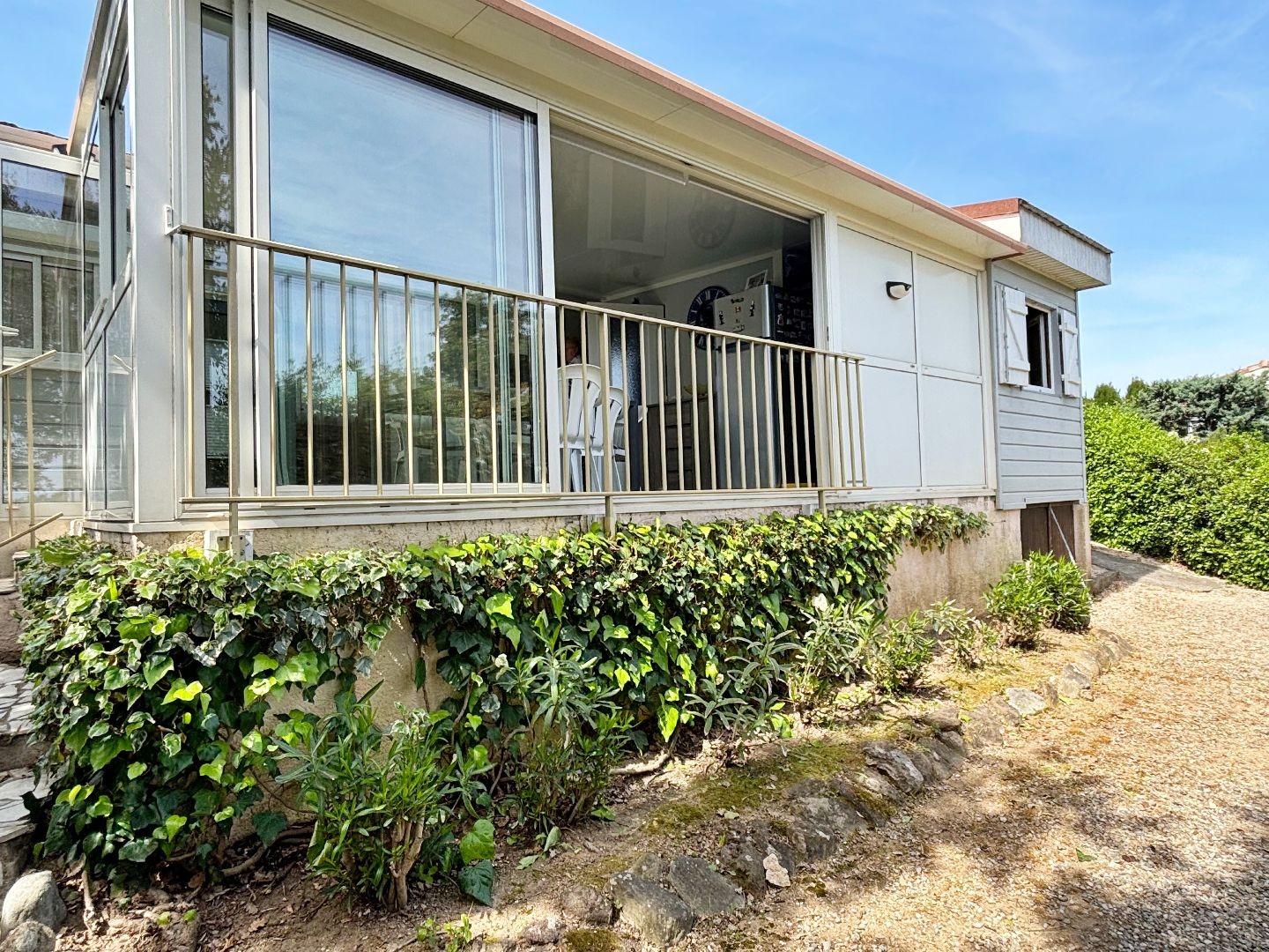 Maison à vendre - 4 pièces - 70m2 - Roquebrune-Sur-Ar... (83520)