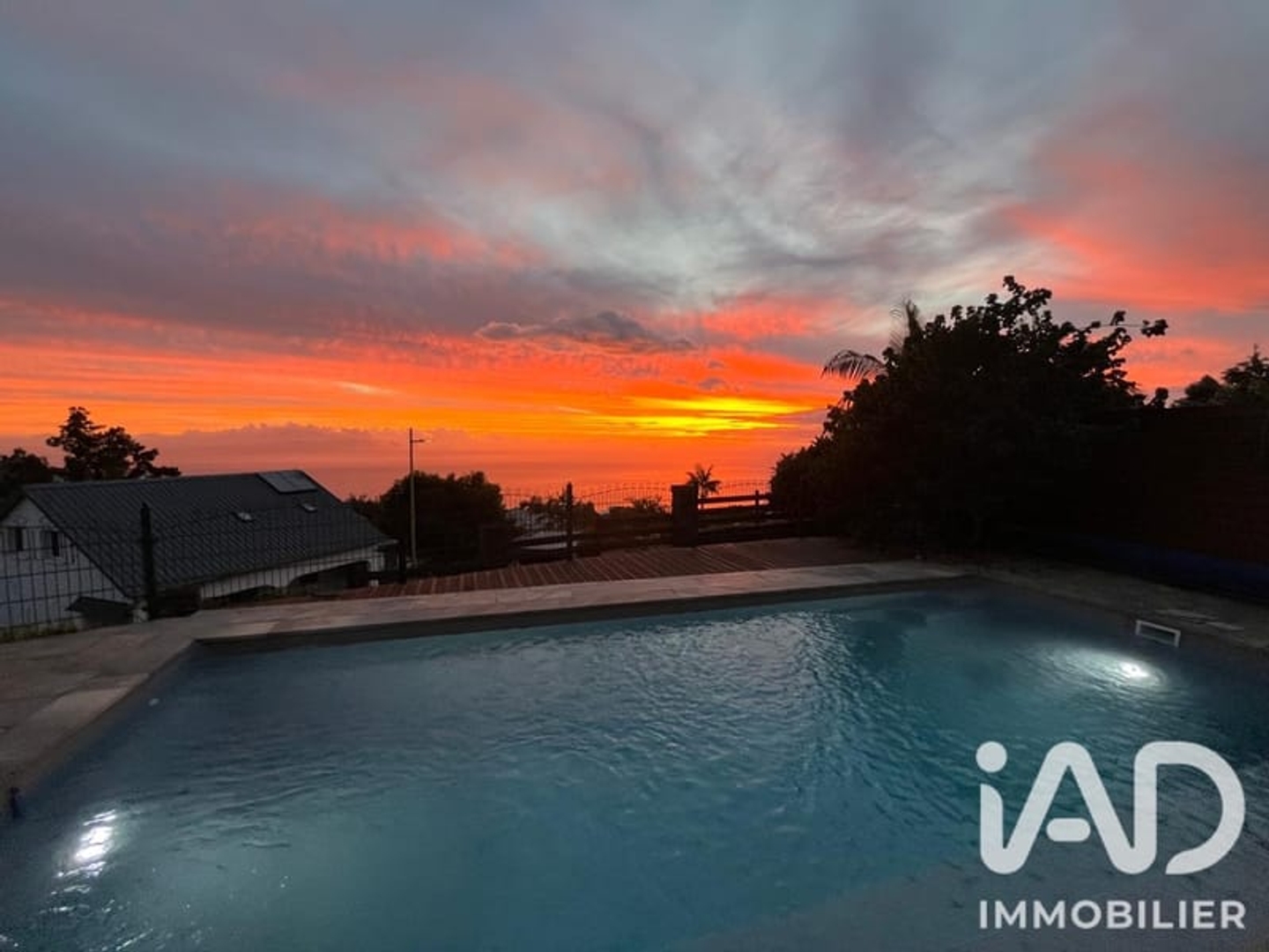 Maison à vendre - 5 pièces - 200m2 - Les Trois-Bassins (97426)