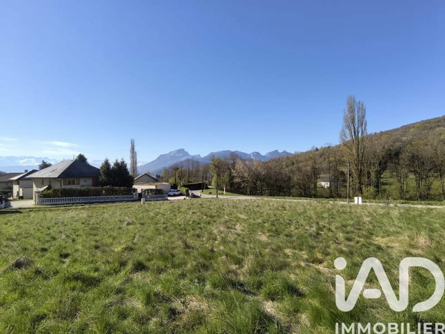 Terrain à vendre - 603m2 - Saint-Alban-Leysse (73230)